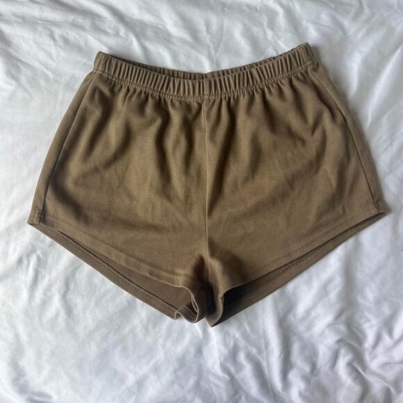 revolve Pants - Revolve Women's Khaki and Brown Shorts